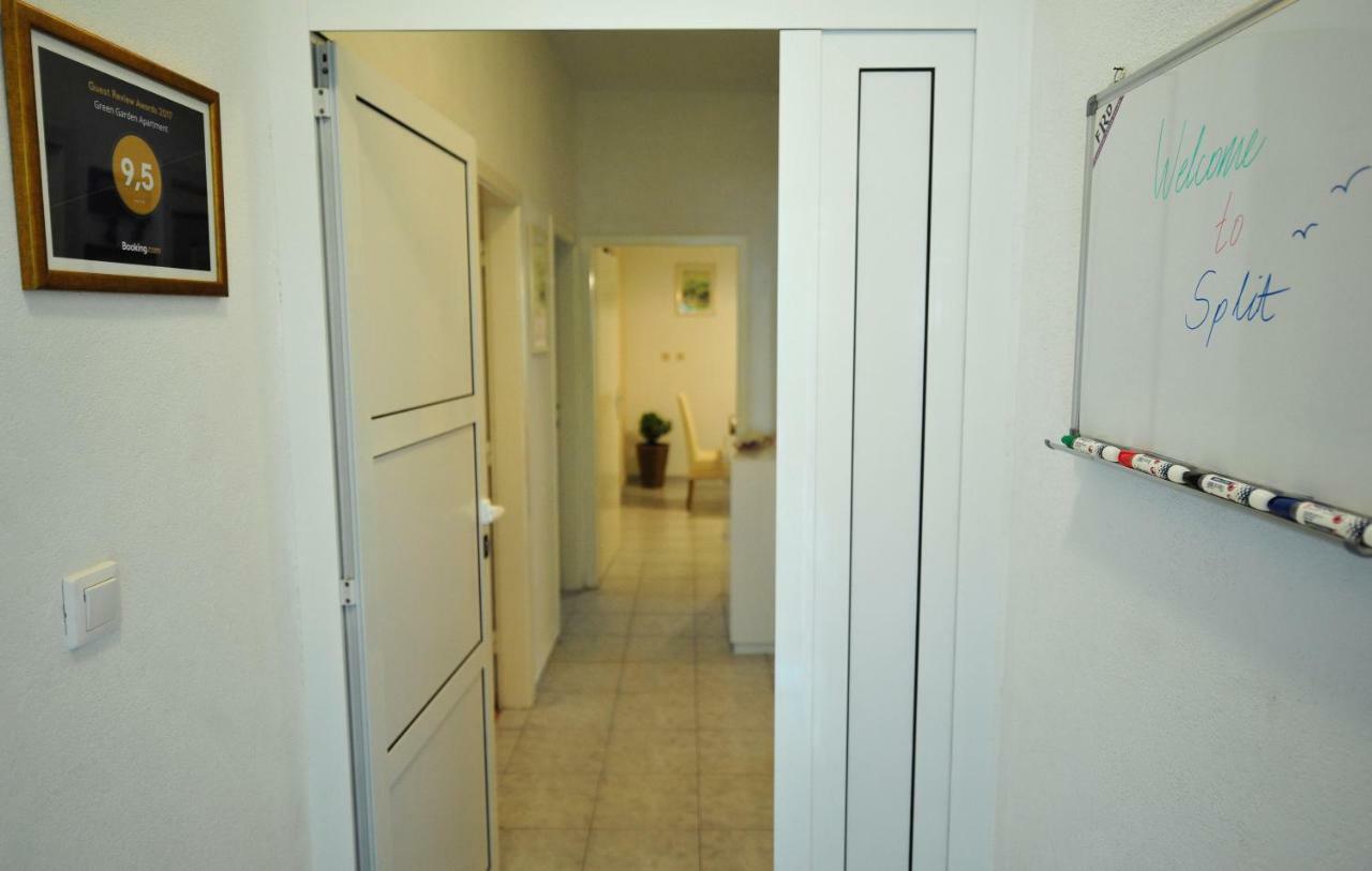 Green Garden Apartment Split Exterior photo